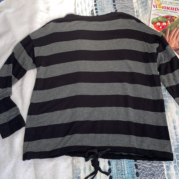 Kensie Striped Jersey Top-medium - Picture 4 of 4